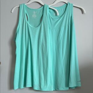 2 Tanks XXL 20 aqua Workout blue Sleeveless Tops avia & athletic works light